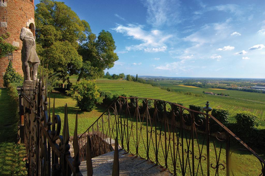 Hotel Castello di Buttrio Esterno foto