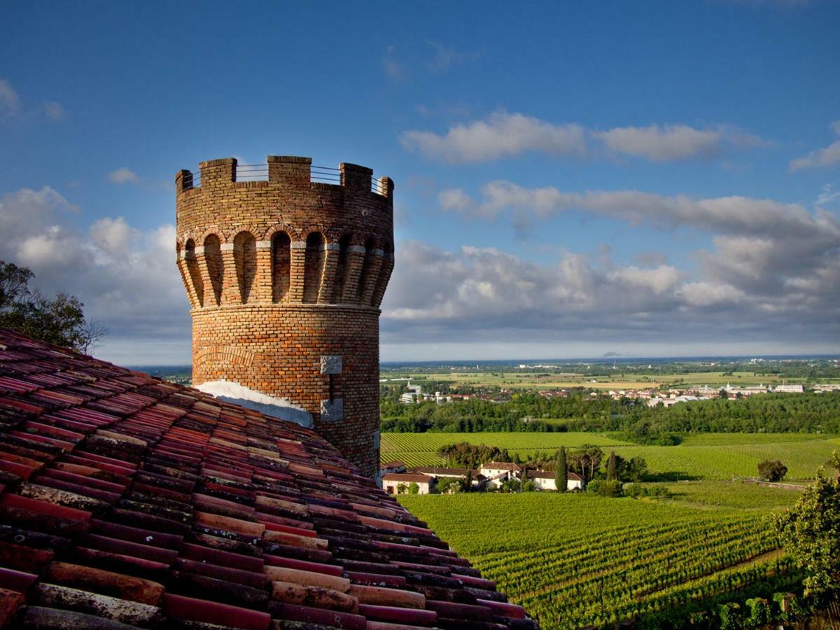 Hotel Castello di Buttrio Esterno foto